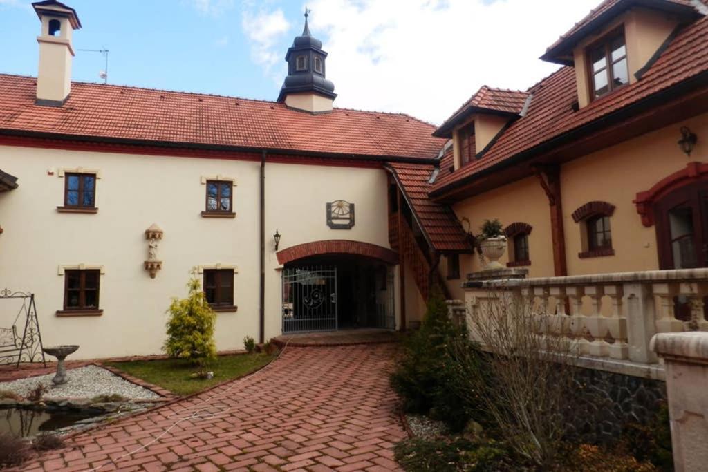 Zamecek Zdiky - Moderni Velky Apartman Bujanov Luaran gambar